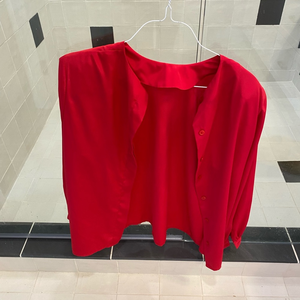 80’s Barely worn Red flowy blouse